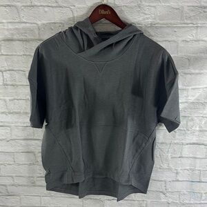 Fabletics Gray Short Sleeve Hoodie